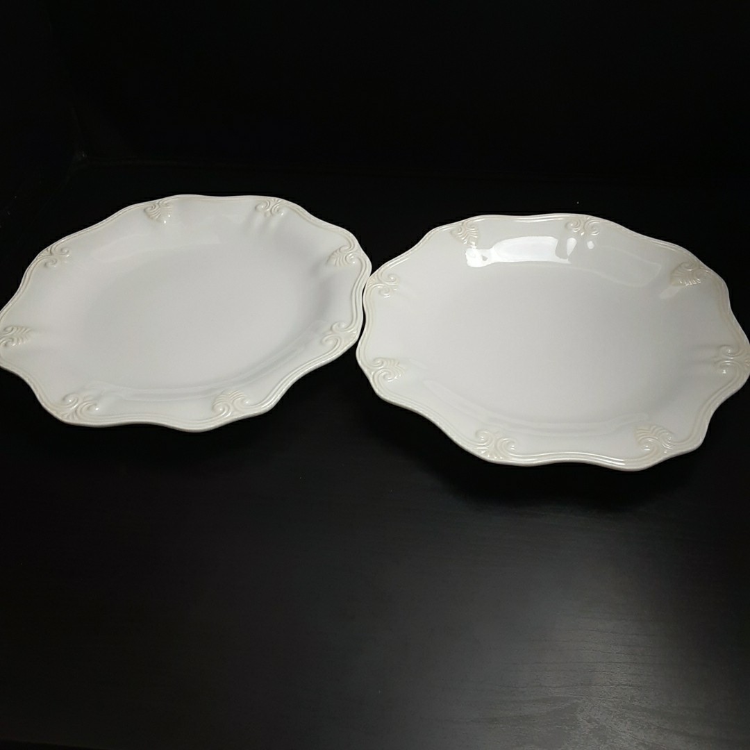2 Lenox Butler’s Pantry Scrolls & Leaves Gourmet Dinner Plate Ivory Cream 11 7/8