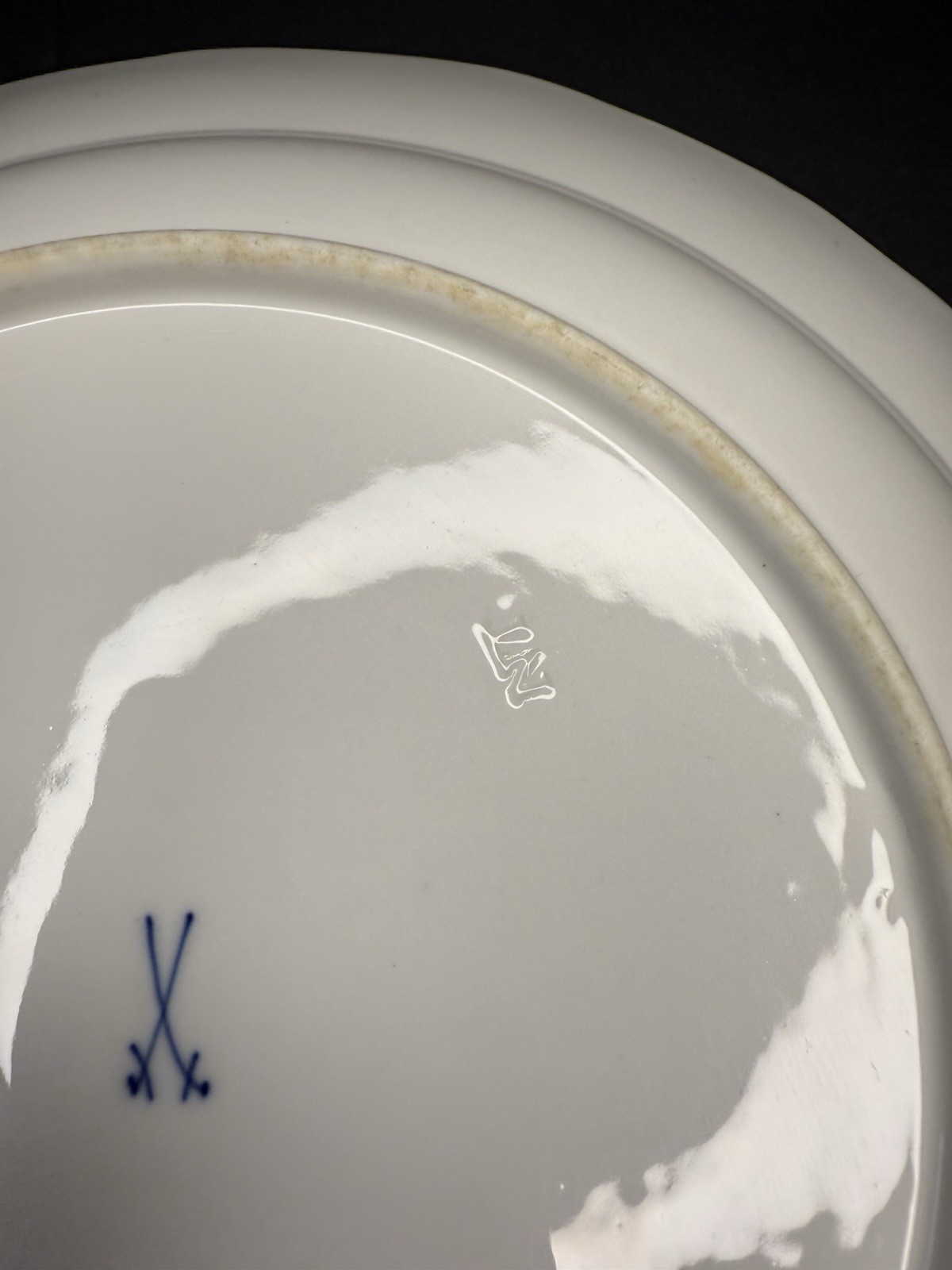 Antique Meissen Blue Onion Dinner Plates Set Blue White Rimmed Sword Backstamp