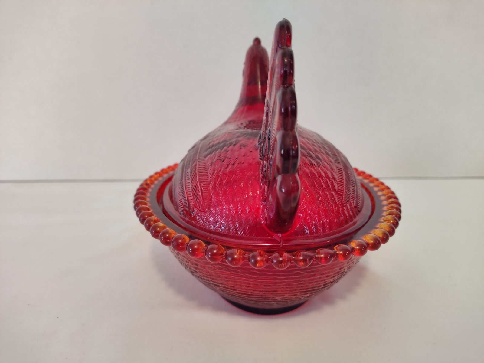 Vtg Red Flashed HEN ON NEST Indiana Glass 7” Candy Dish