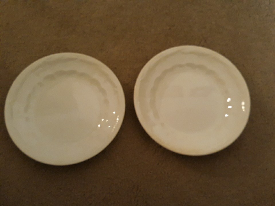 Vintage Ironstone Wheat Dinner Plates 2 Thos Hughes & Sons England (1895-1957)