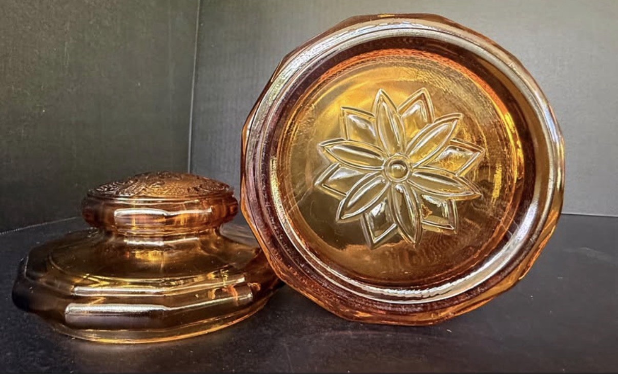 Vintage Tiara Indiana Glass Amber “Sandwich” Canister w/Lid