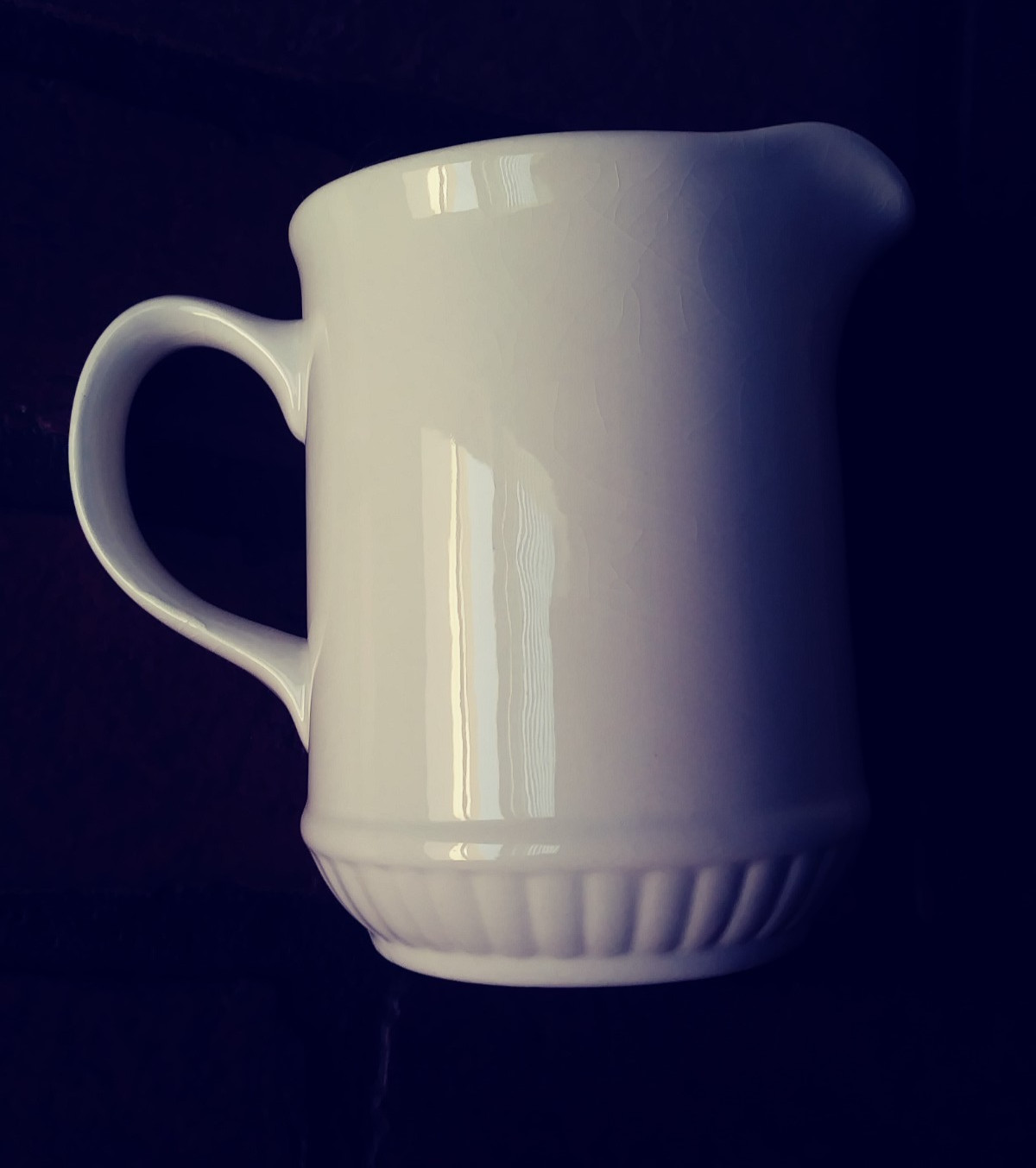 Vintage Creamer Leeds by Alfred Meakin white milky ceramic ribbed base 4.25″ GUC
