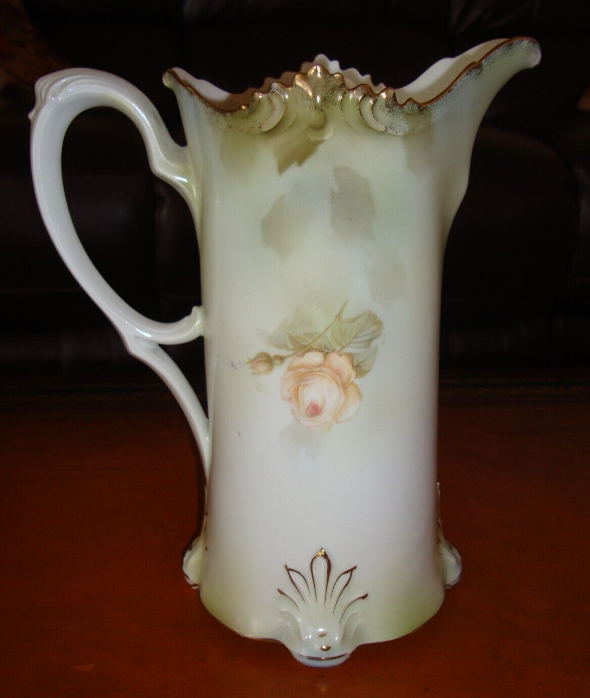 UNMARKED R.S. GERMANY PITCHER VASE TANKARD, ROSES & GOLD 10″