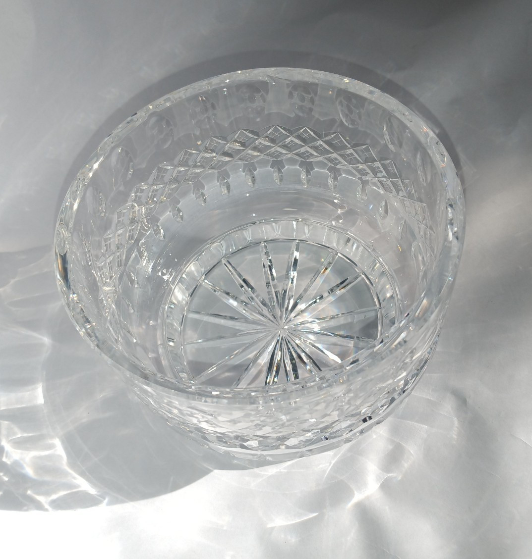Crystal Glass Bowl, Perfect Condition, Heavy, 3 Lbs. 5 3/4″ Round X 3 3/4″ Tall