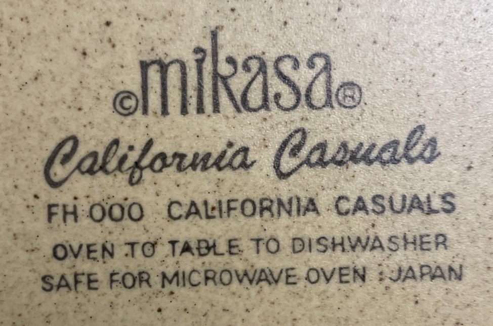 Set of 4 Mikasa CALIFORNIA CASUALS FH 000 Wide Rim Soup/Pasta Bowls 8 1/2” Japan