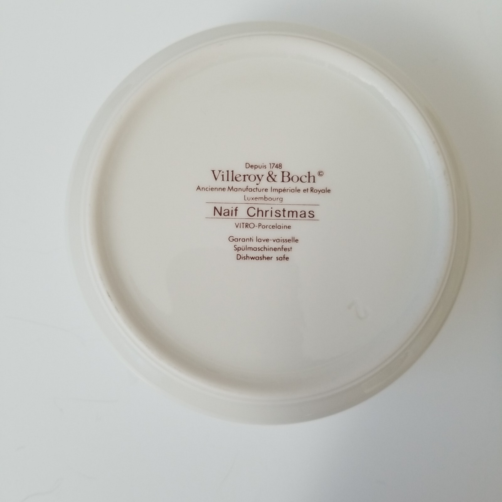 VILLEROY & BOCH DESIGN NAIF 5″ TRINKET BOX CHRISTMAS FOLK SCENE PORCELAIN RING