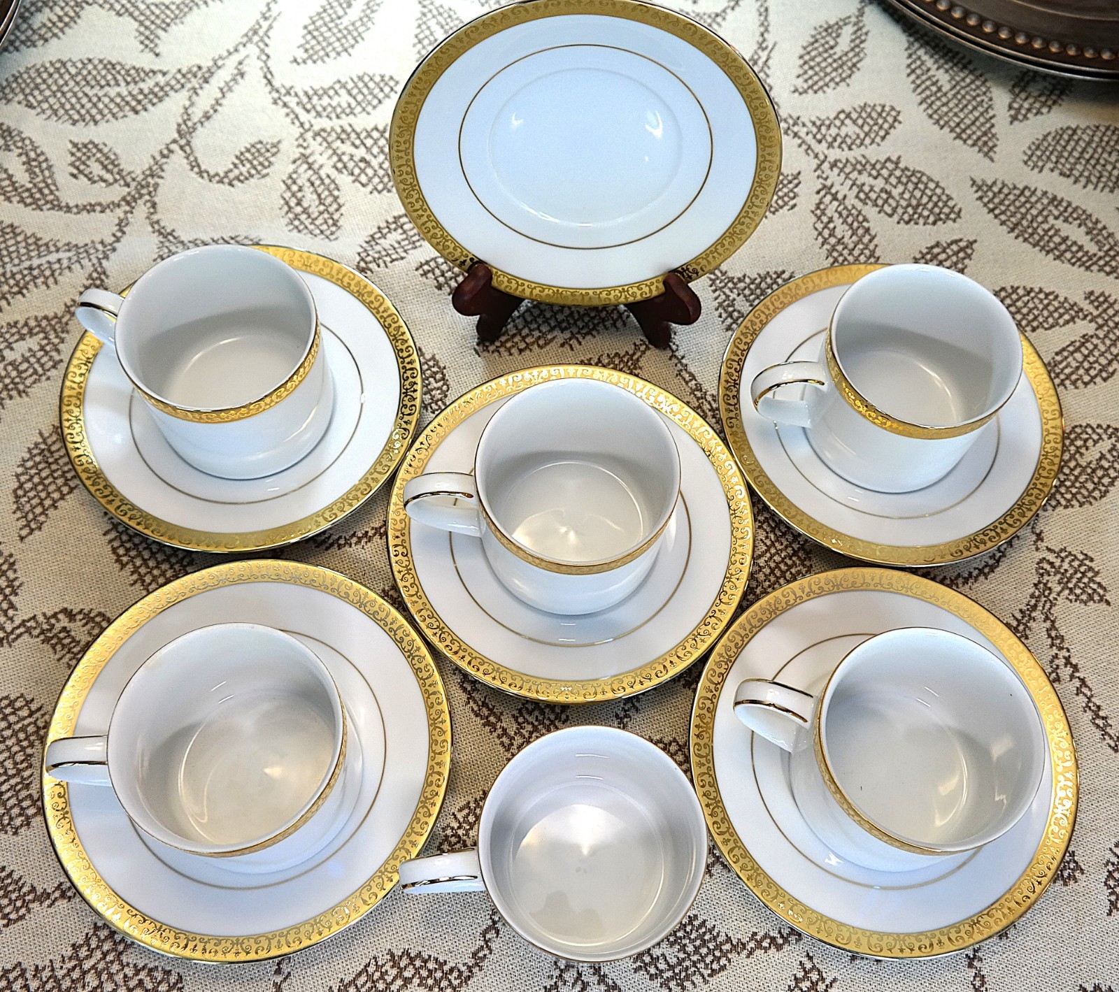 *Set of 6* Royal GOLD BUFFET Cups & Saucers Vintage EUC 1991 [30 available]