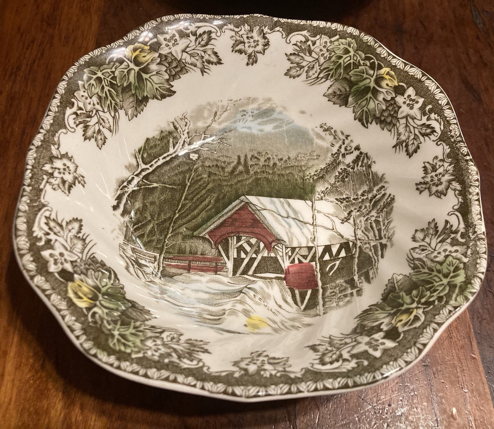 4 Johnson Bros Friendly Village The Covered Bridge Cereal Soup Bowl 6” Square