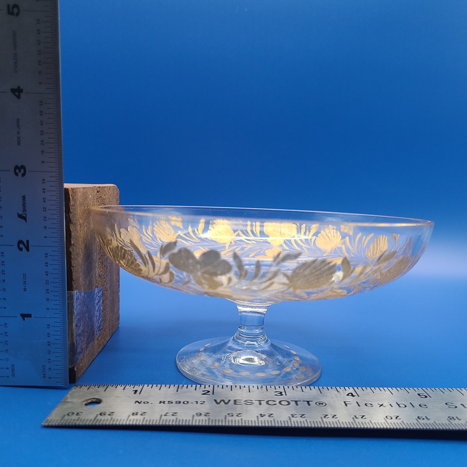 Antique Bohemian Intaglio Engraved Gold Clover Tazza Compote 5.5″ Diam FREE SHIP