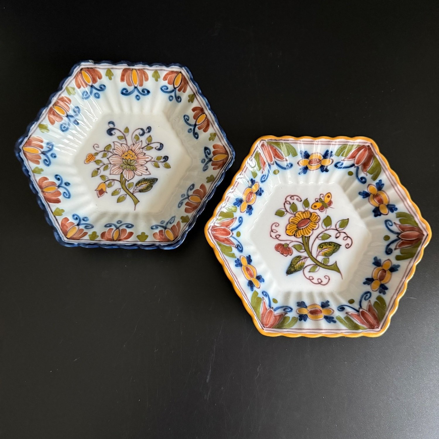 Antique Royal Tichelaar Makkum Bowls 6 Ince Floral Ceramic Hexagon Hanging