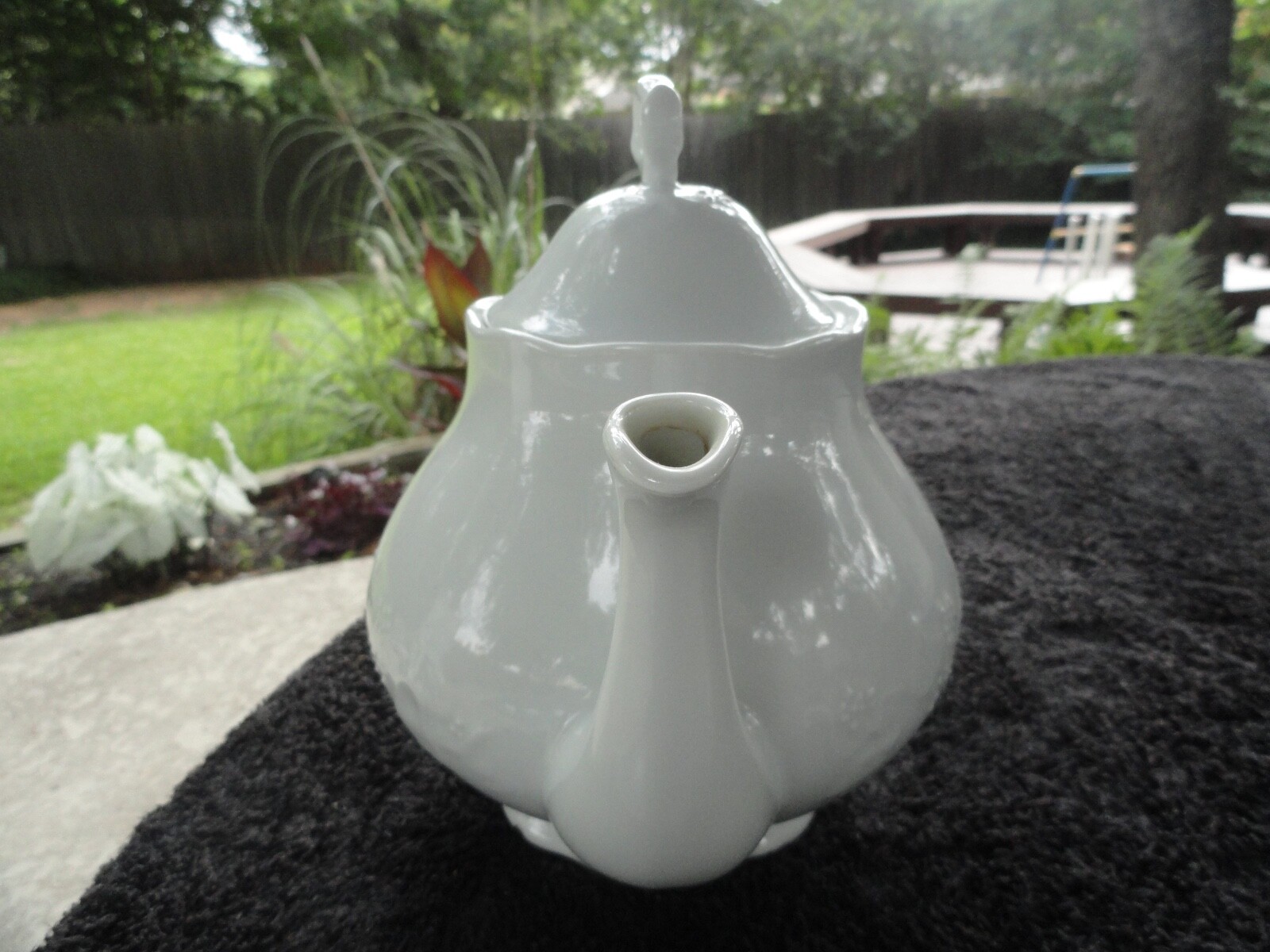 Dansk Ivy Embossed Fruit and Leaves Pure Solid All White Lidded Teapot
