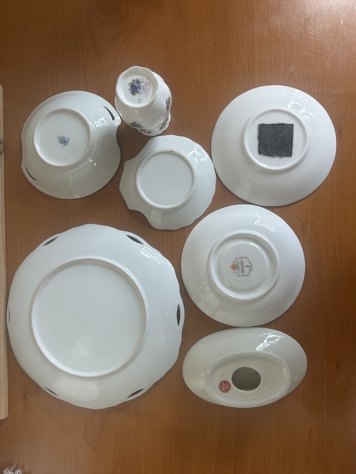 Lot of 7 Vintage Floral Variety Cottage Core Wall Plates & Small Decor Items