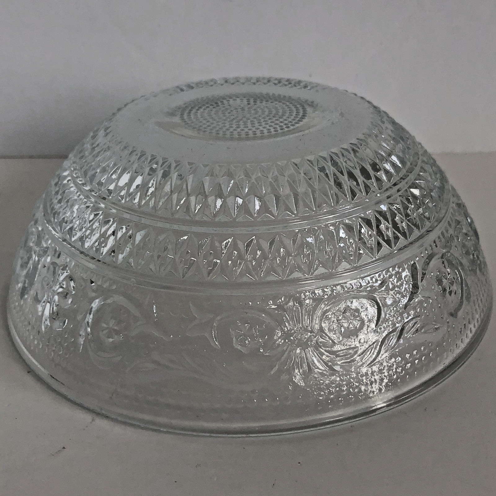 Vtg KIG Malaysia Crystal Sandwich Fleur de Lis Pattern Bowls 5 3/8″ Clear Set 2