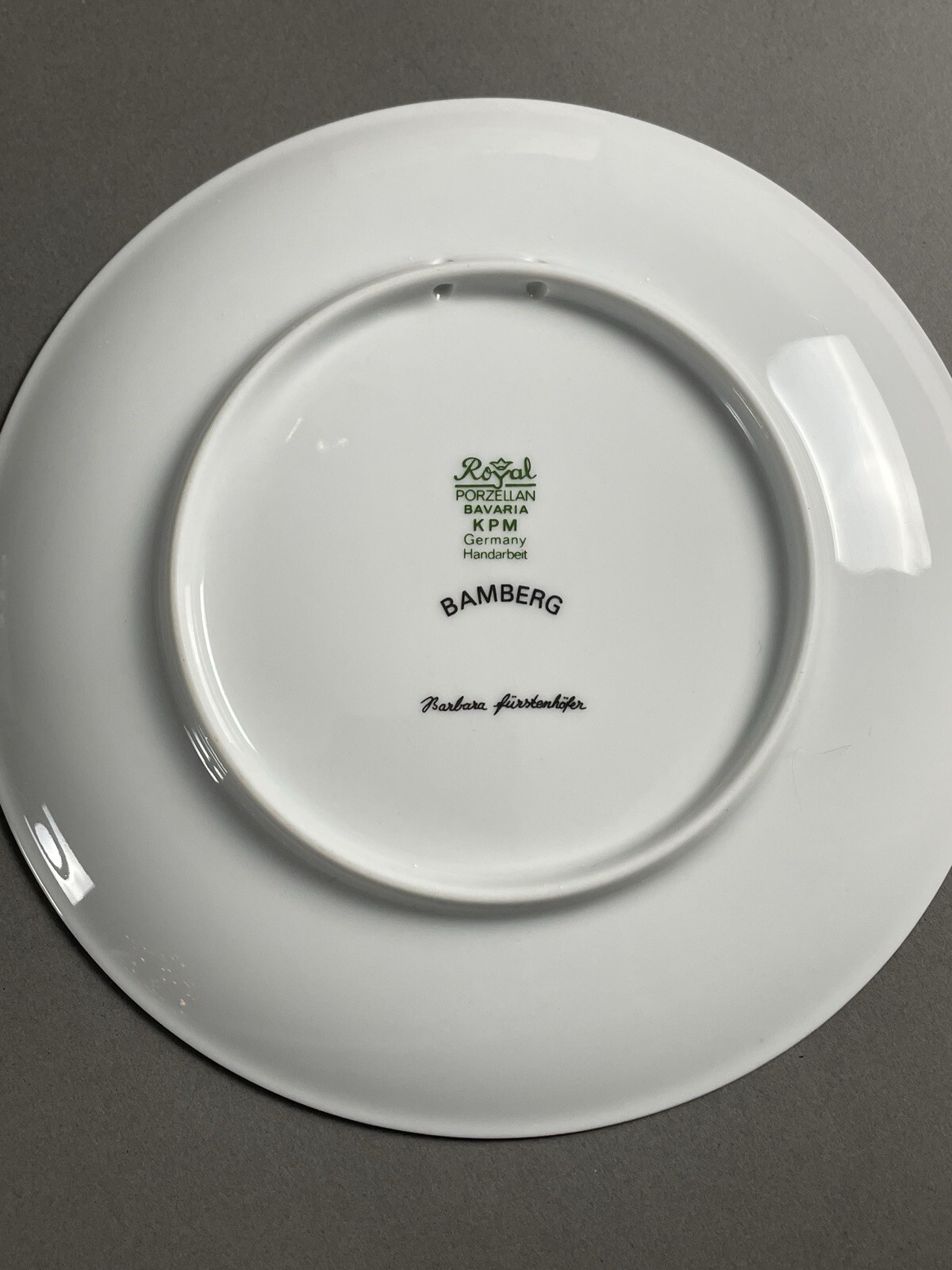 KPM GERMANY PLATE BAMBERG BARBARA FURSTENHOFER 7 7/8″ Porzellan