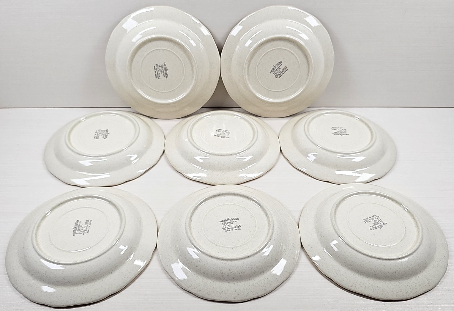 (8) Mikasa Strawberry Festival Salad Plates Set Vinage Fruit Scalloped Retro Lot