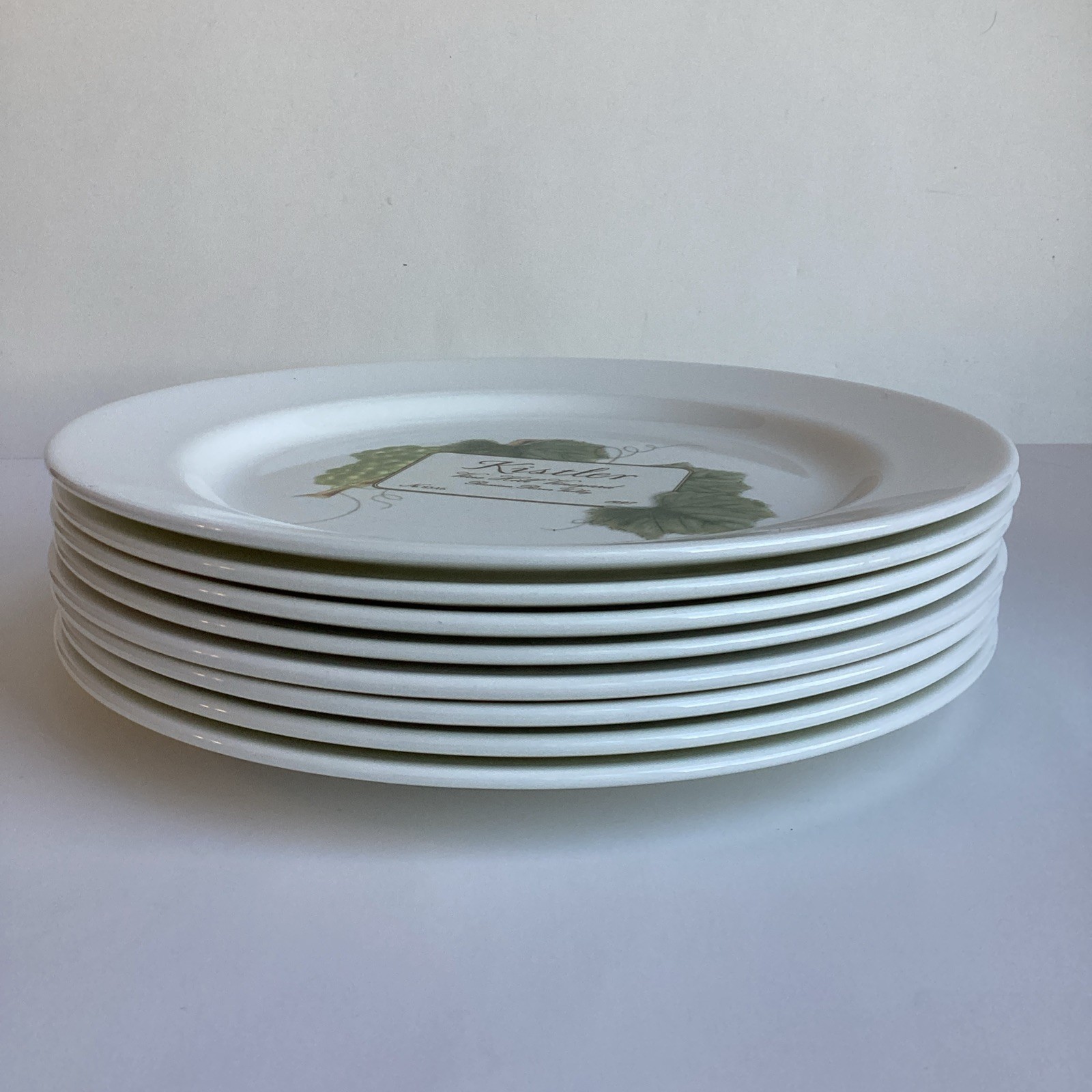Wedgwood Grand Gourmet Vintage Collection Dinner Plates Set 8 Wine Label 9-3/4”