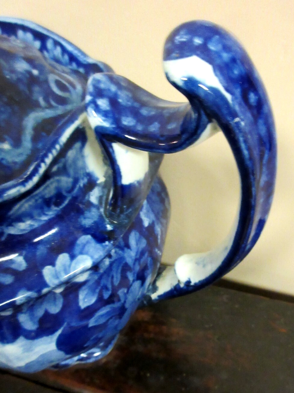 ANTIQUE HISTORICAL BLUE TEAPOT “MCDONOUGH’S VICTORY” AMERICAN VIEW , WAR OF 1812