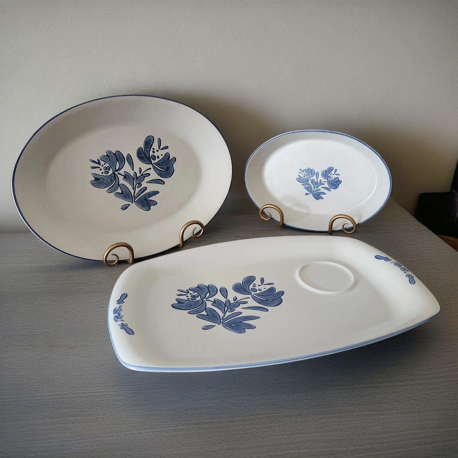 Pfaltzgraff Yorktowne 3 Serving Platters, Home Dining, Collectible Dishware