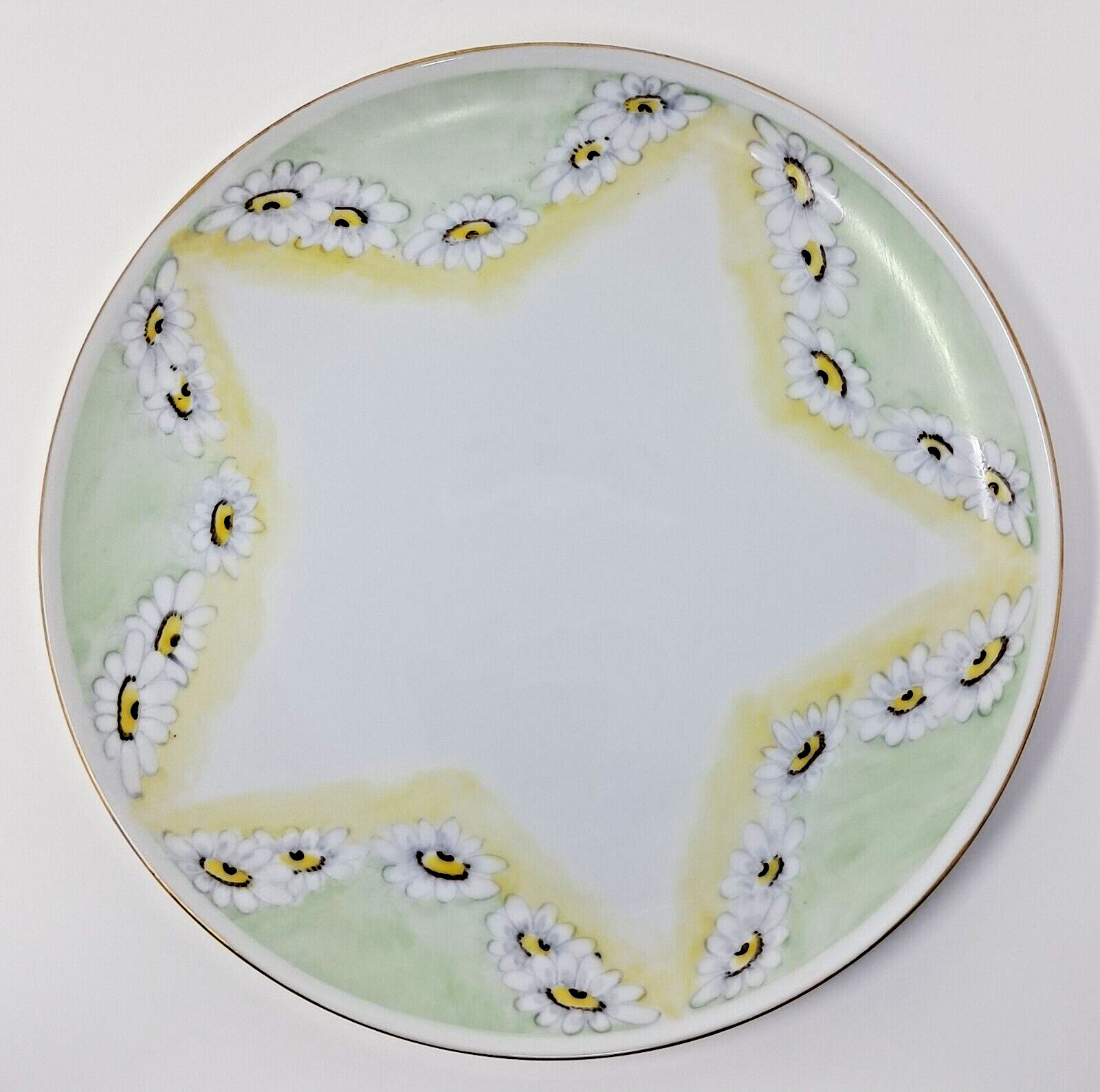 Daisy & Star pattern 8″ Porcelain Plate hand painted by M. A. Thomas decorative