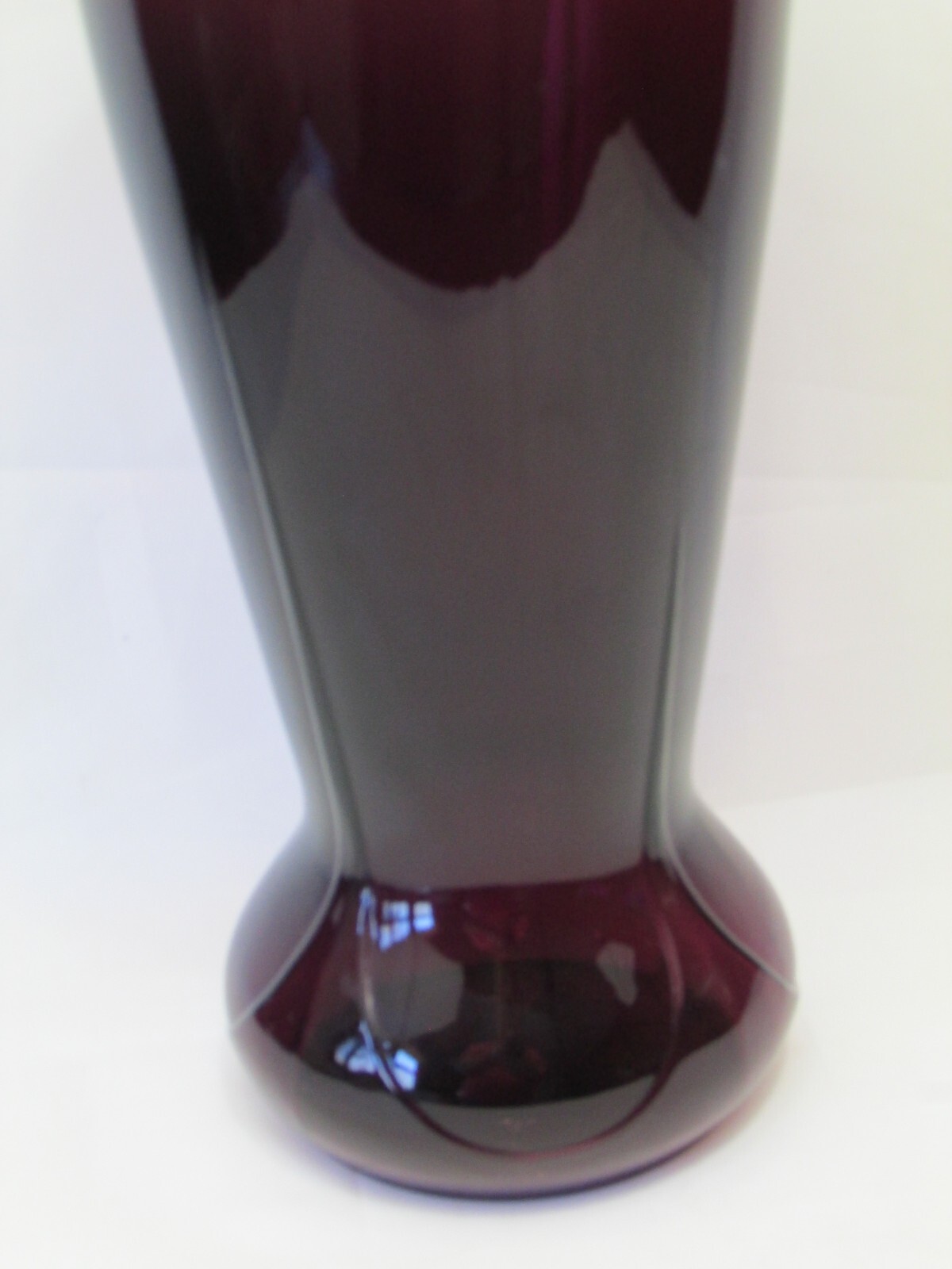 Vintage Cambridge Glass Purple Amethyst 11 3/4″ Vase Flared Rim #402