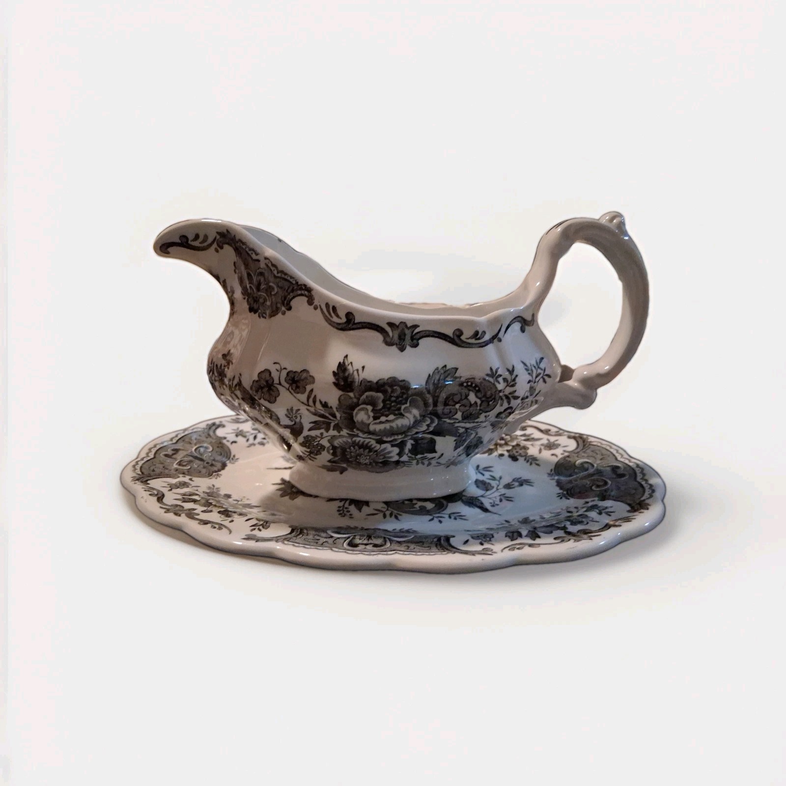 Vintage Ridgeway Windsor Pattern Gravy Boat And Underplate Set