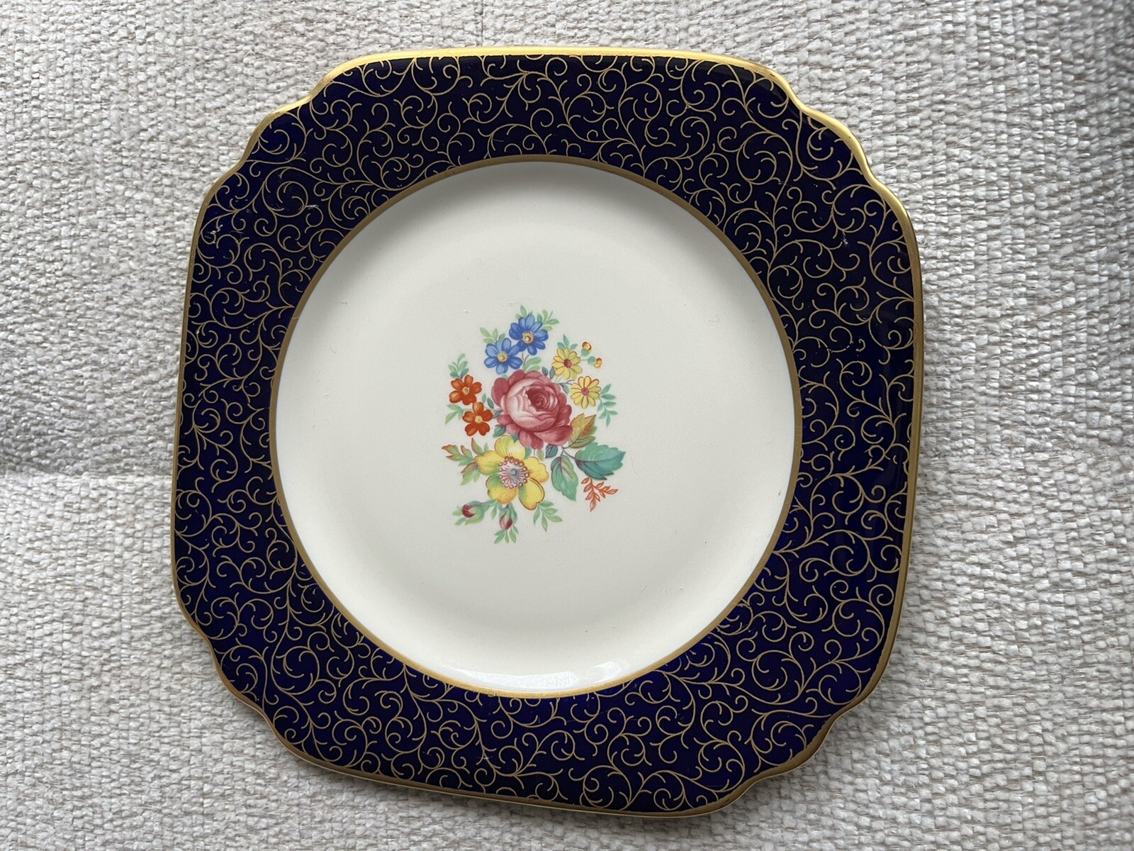 12 Old Ivory Syracuse Square Salad Plates 8-1/8″ Cobalt Blue Gold Encrusted. NEW