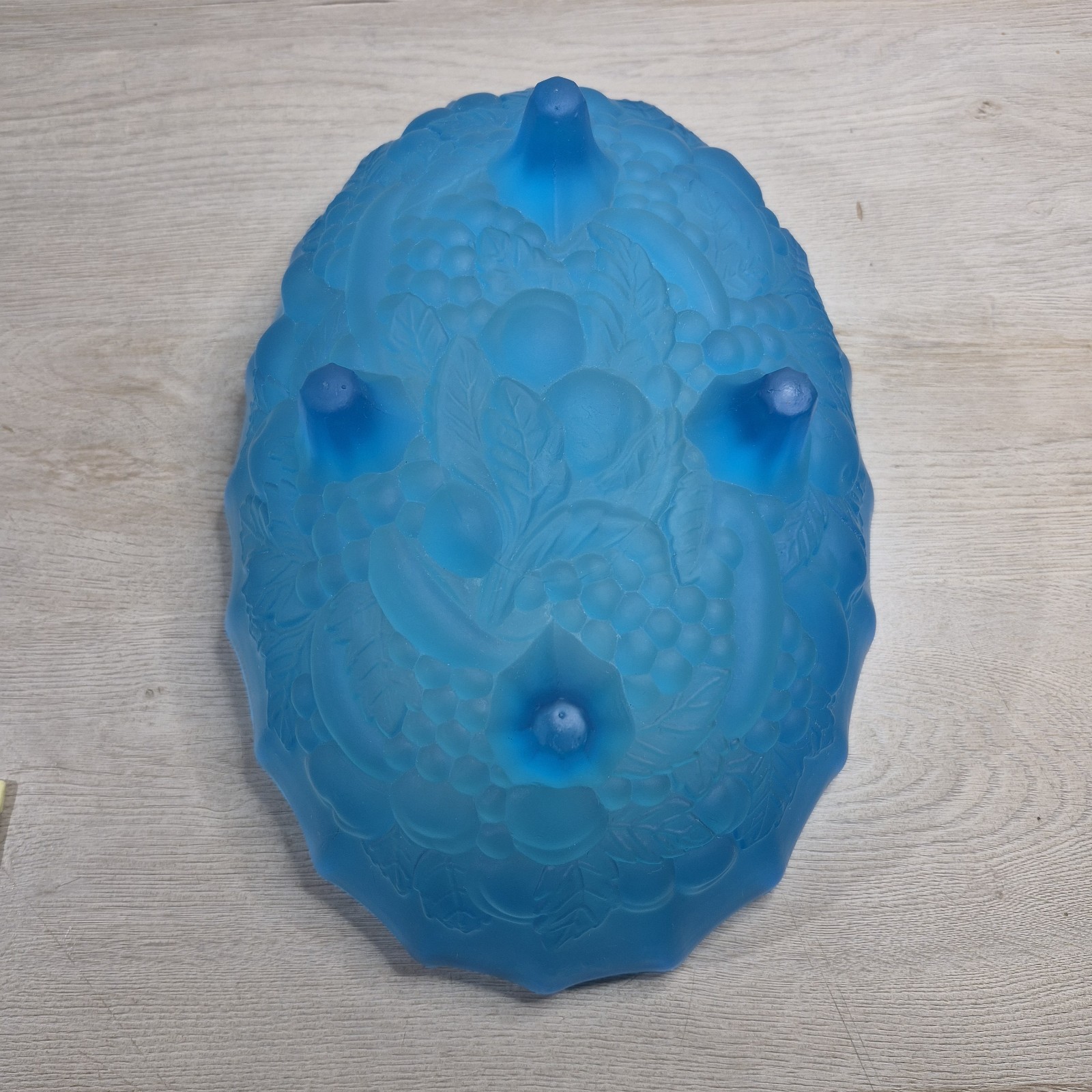 Vintage Opaque Blue Glass Fruit Bowl Harvest Grape 1970’s Oval Footed