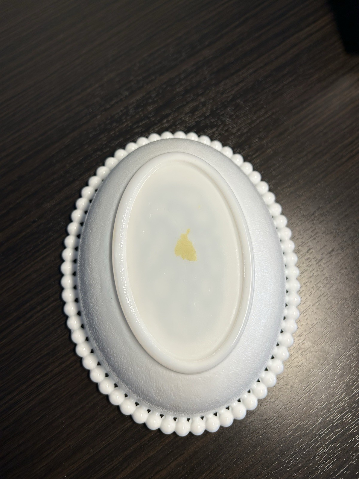 RARE! Indiana White Milk Glass Hen On Nest With Slotted Beading On Base