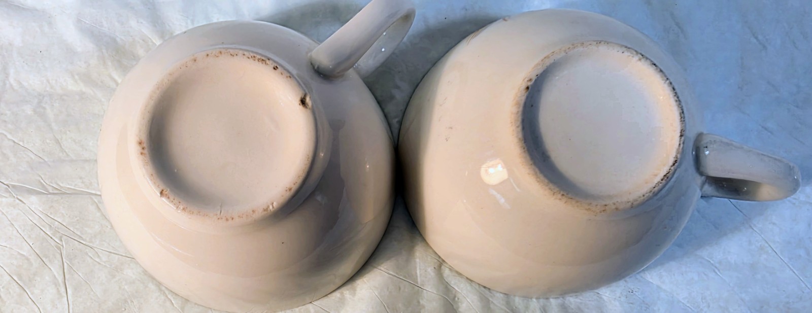 Golden Wheat Cup & Saucer Set 4-Piece (2 Sets) White w/ Gold Trim Japan
