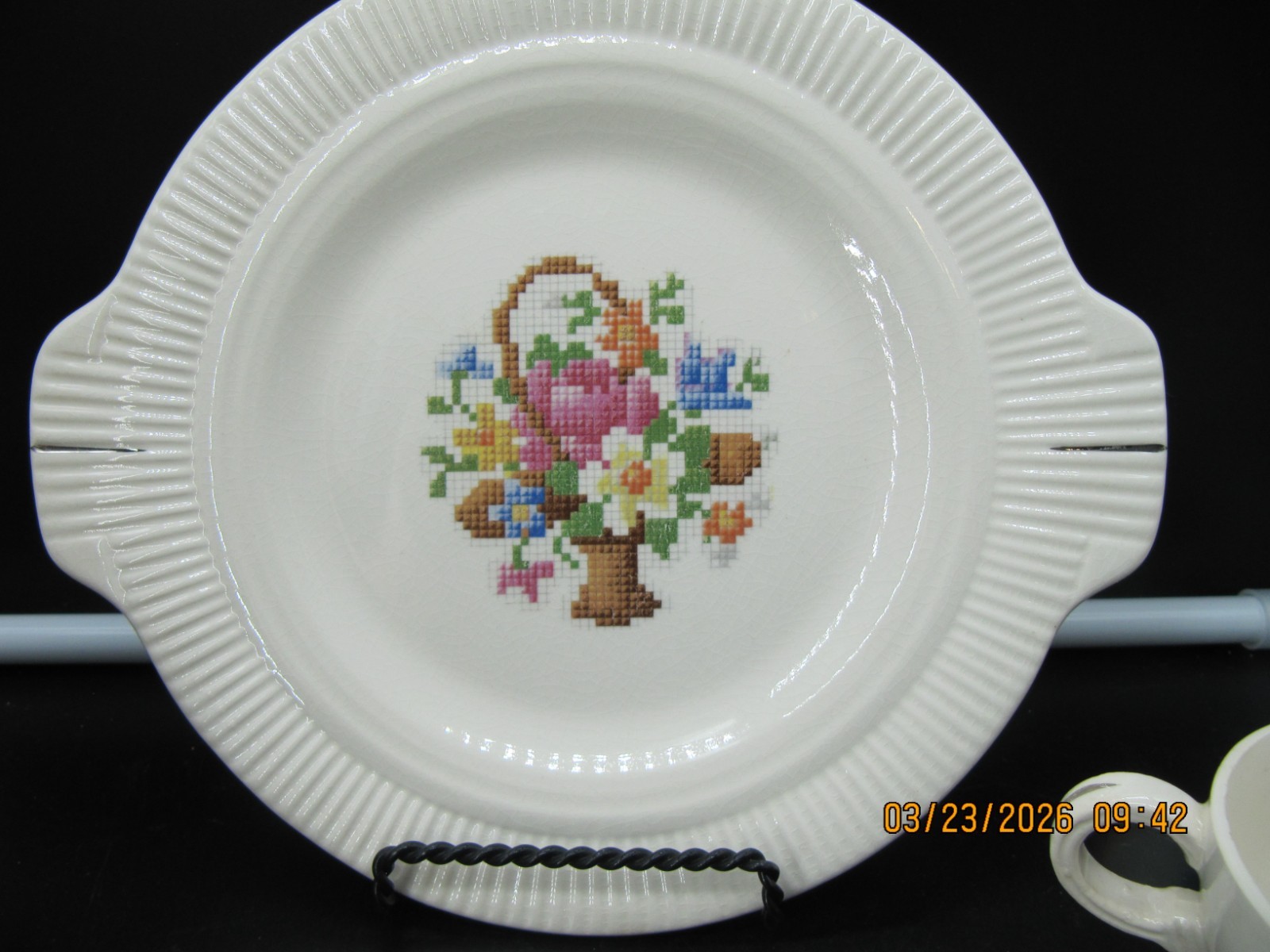 Vtg Victory by Salem China Co. Cream & Sugar w/ 4 Dessert Plates & 1 Plate