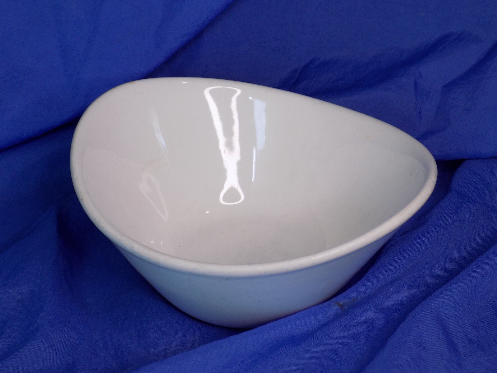SYRACUSE CHINA REFLECTIONS 602 Aluma White Asymmetrical Bowl x2 Restaurant Ware