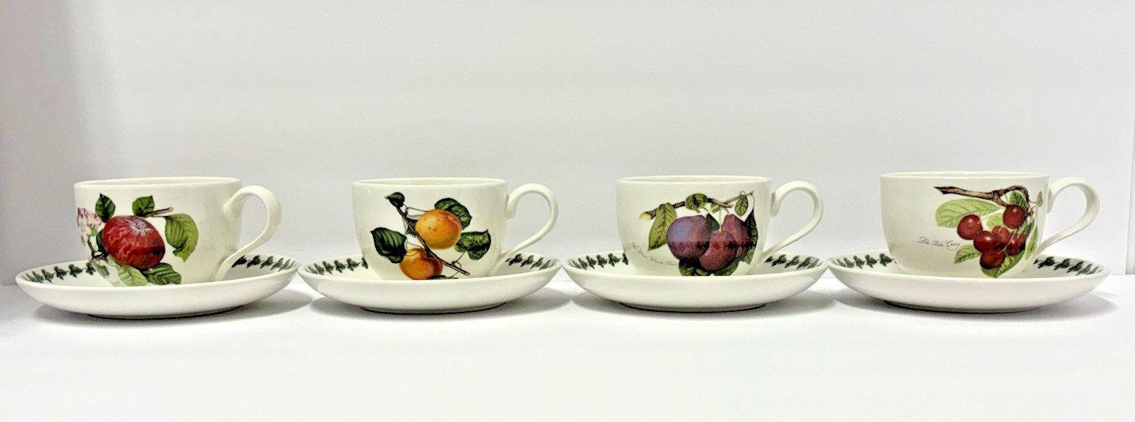 Portmeirion Pomona Traditional Footed Tea Coffee Cups & Saucers Gr Britain Set 4