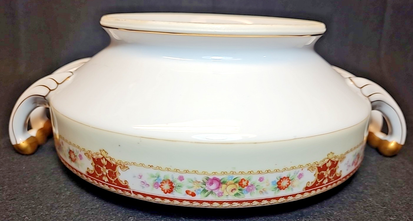 Regal China Lafayette 8″ Covered Casserole w/ Handles – Made in Occupied Japan