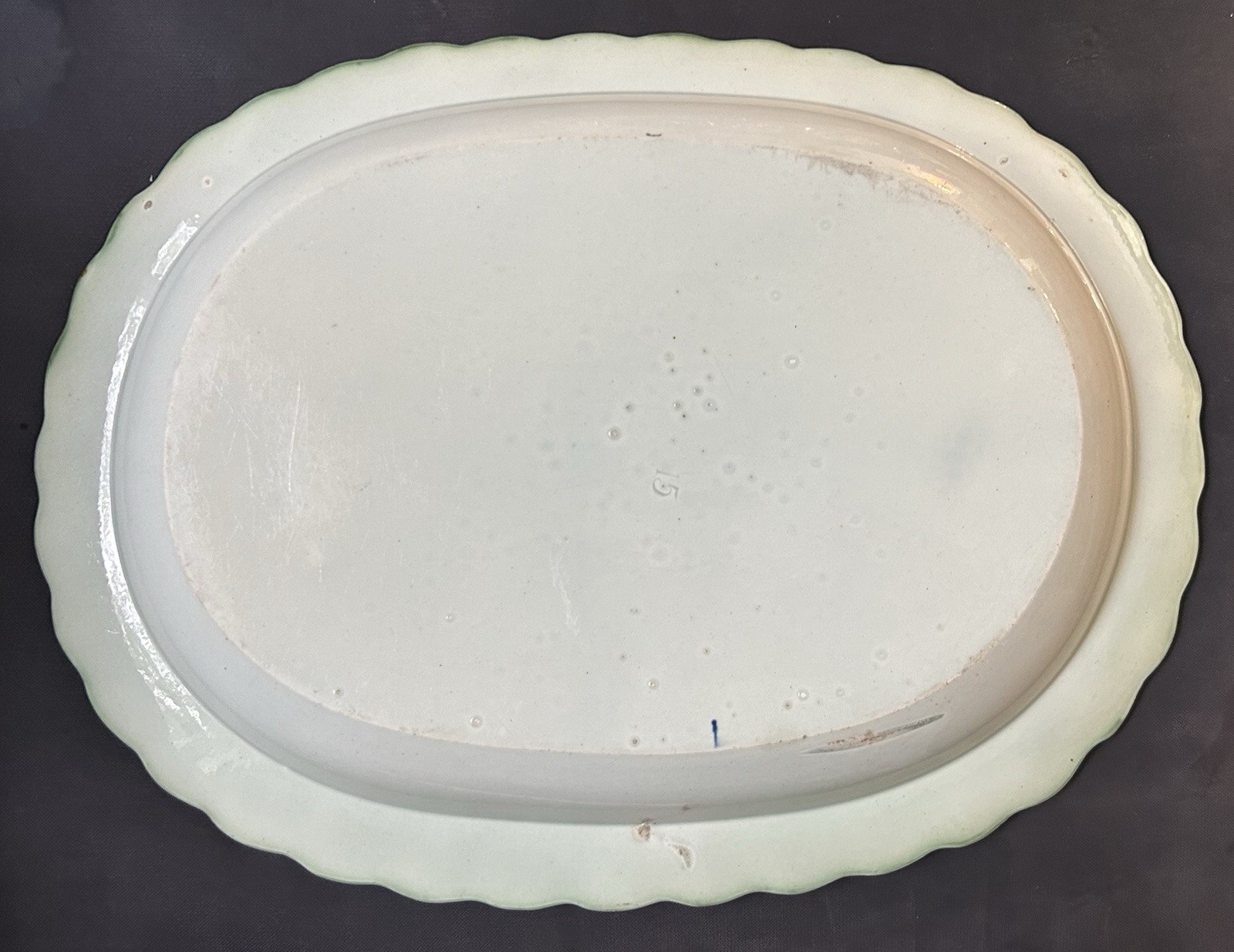 Early 19th Century Large Leeds Green Feather Edge Ironstone Platter