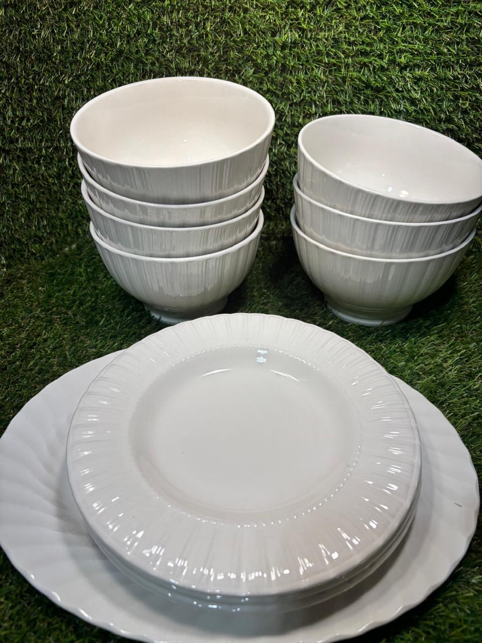 Mixed White Ironstone Dinnerware Lot 11 Pc Johnson Bros Platter Bowls Plates