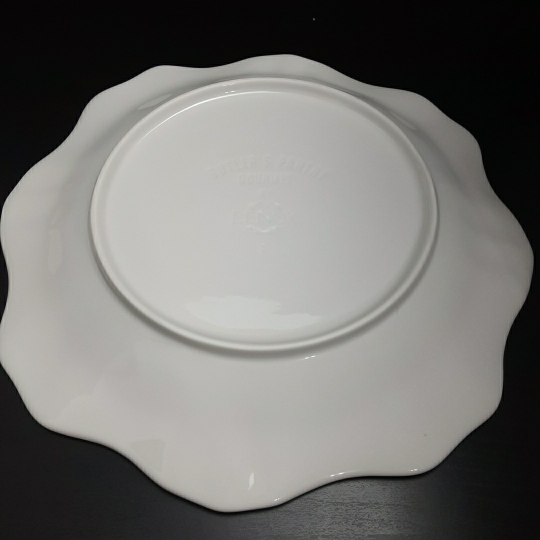 2 Lenox Butler’s Pantry Scrolls & Leaves Gourmet Dinner Plate Ivory Cream 11 7/8