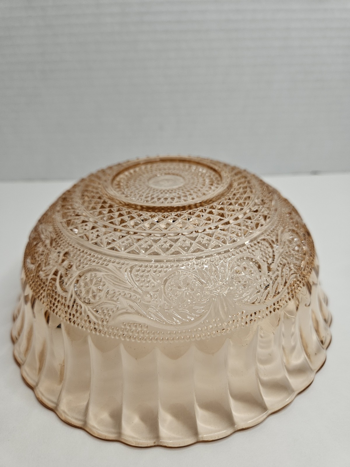 KIG Indonesia Pink Pressed Glass Serving Bowl “Fleur de Lis” pattern