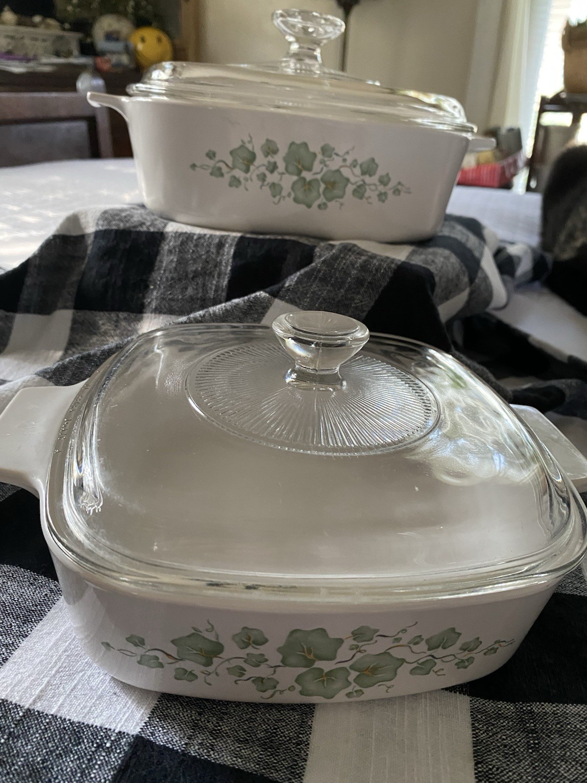 2 Vintage Corning Ware Callaway Green Ivy Casserole Dishes 10.25” 8.75”