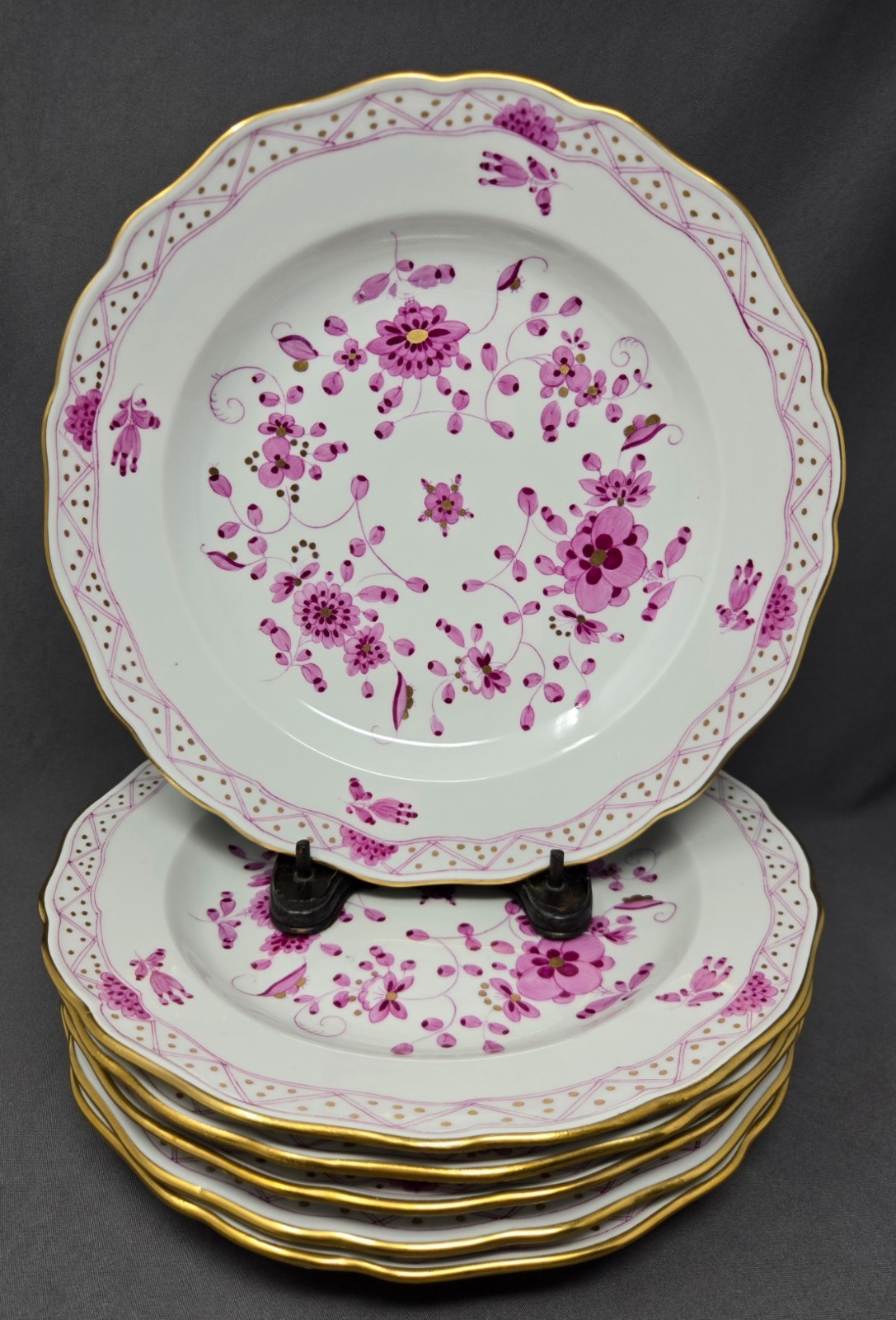 Set of 6 Meissen Hand Painted Pink Puce Indian & Gold 10 1/8 Inch Plates