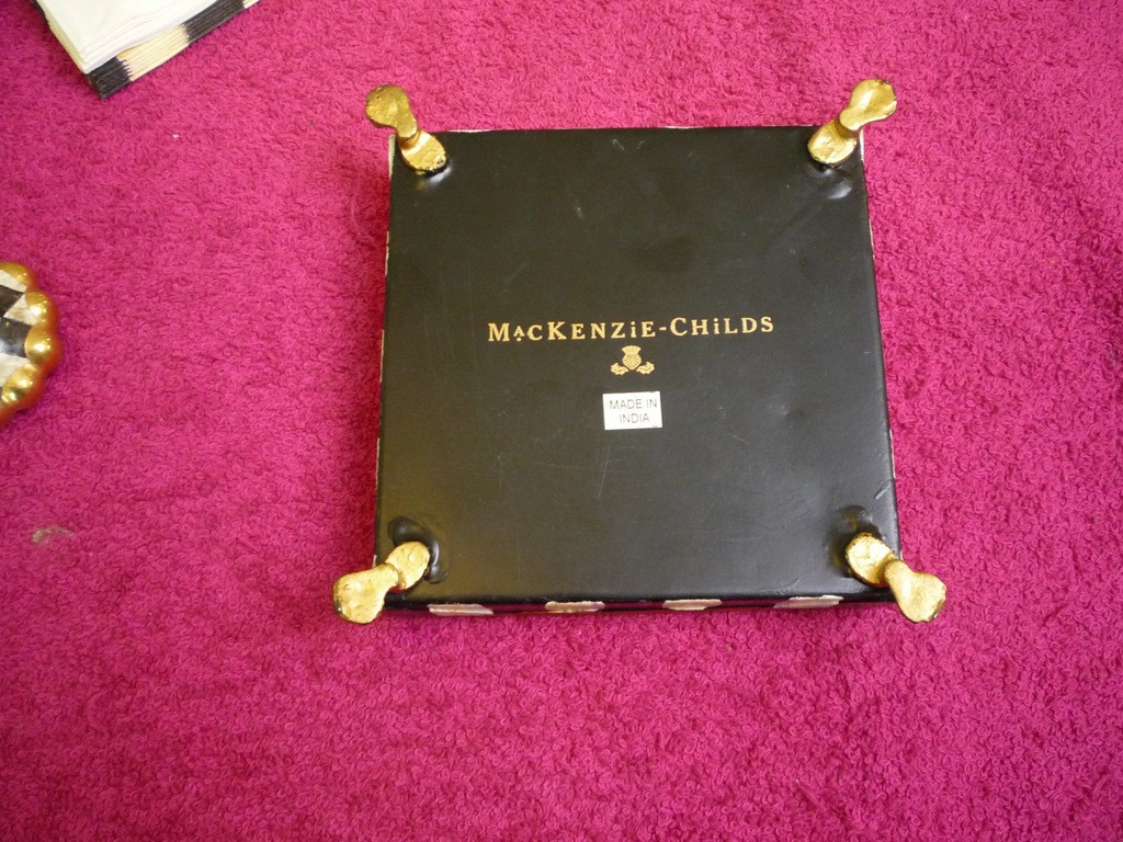 Mackenzie Childs (Courtly Check) SQUARE 4 TOED NAPKIN TRAY, NAPKINS & WEIGHT Exc