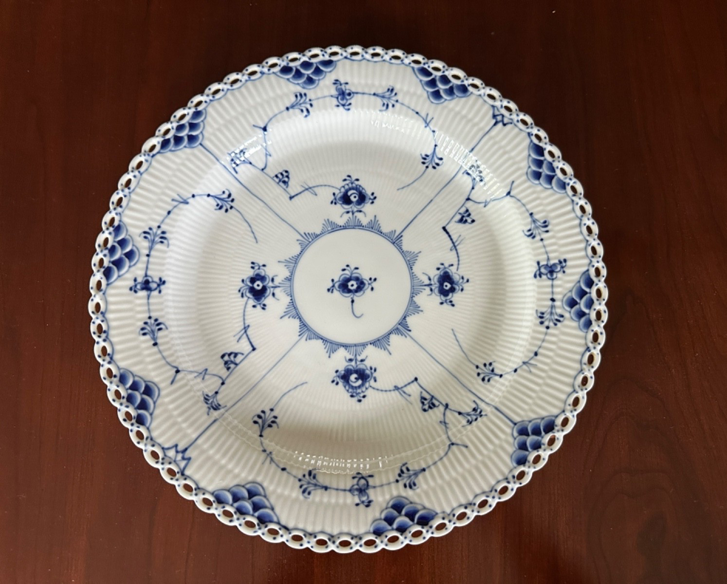 1963 Royal Copenhagen Blue Fluted Full Lace Round Serving Plate 13.4″ 1stQuality