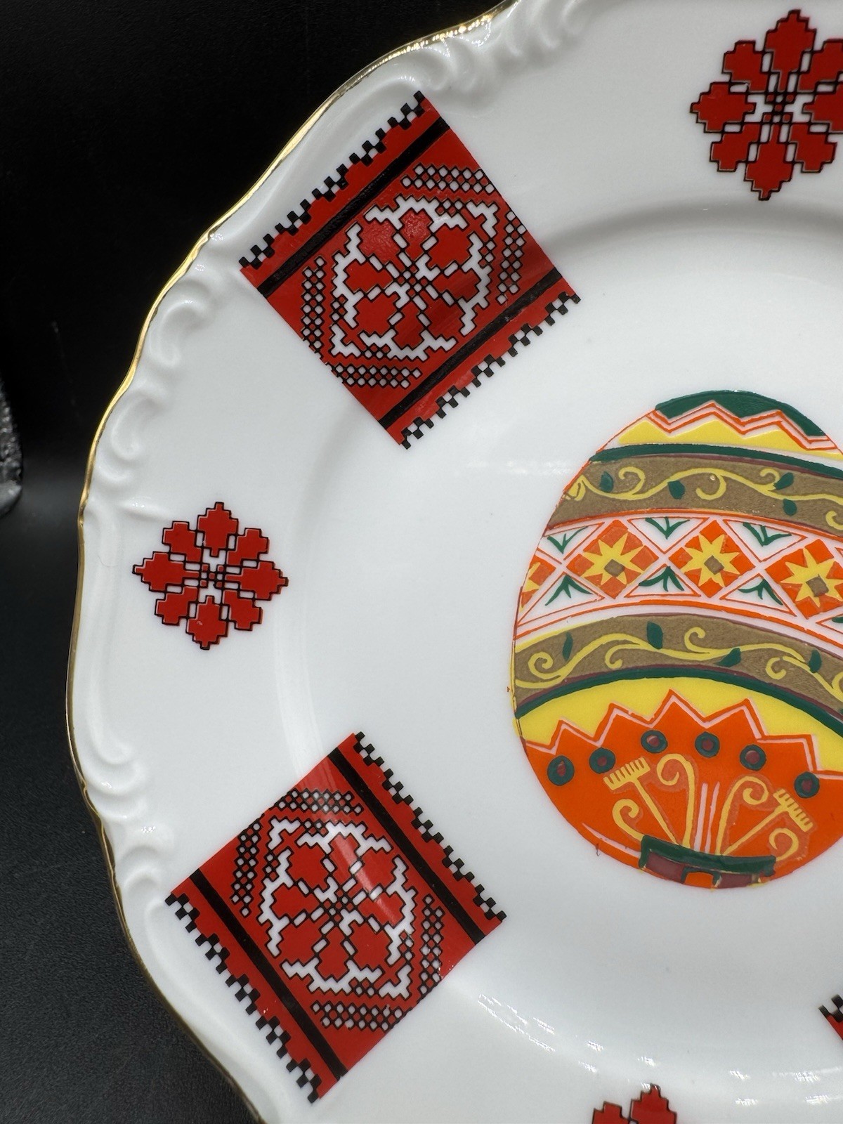 Edelstein Bavaria Maria Theresa Porcelain Bread Plate Pysanky Egg Germany 6”