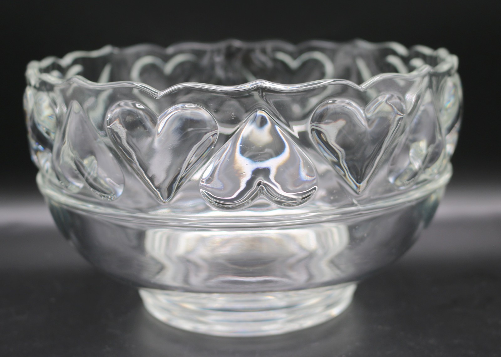 Vintage Tiffany & Co. Crystal 8″ Bowl Raised Hearts Border