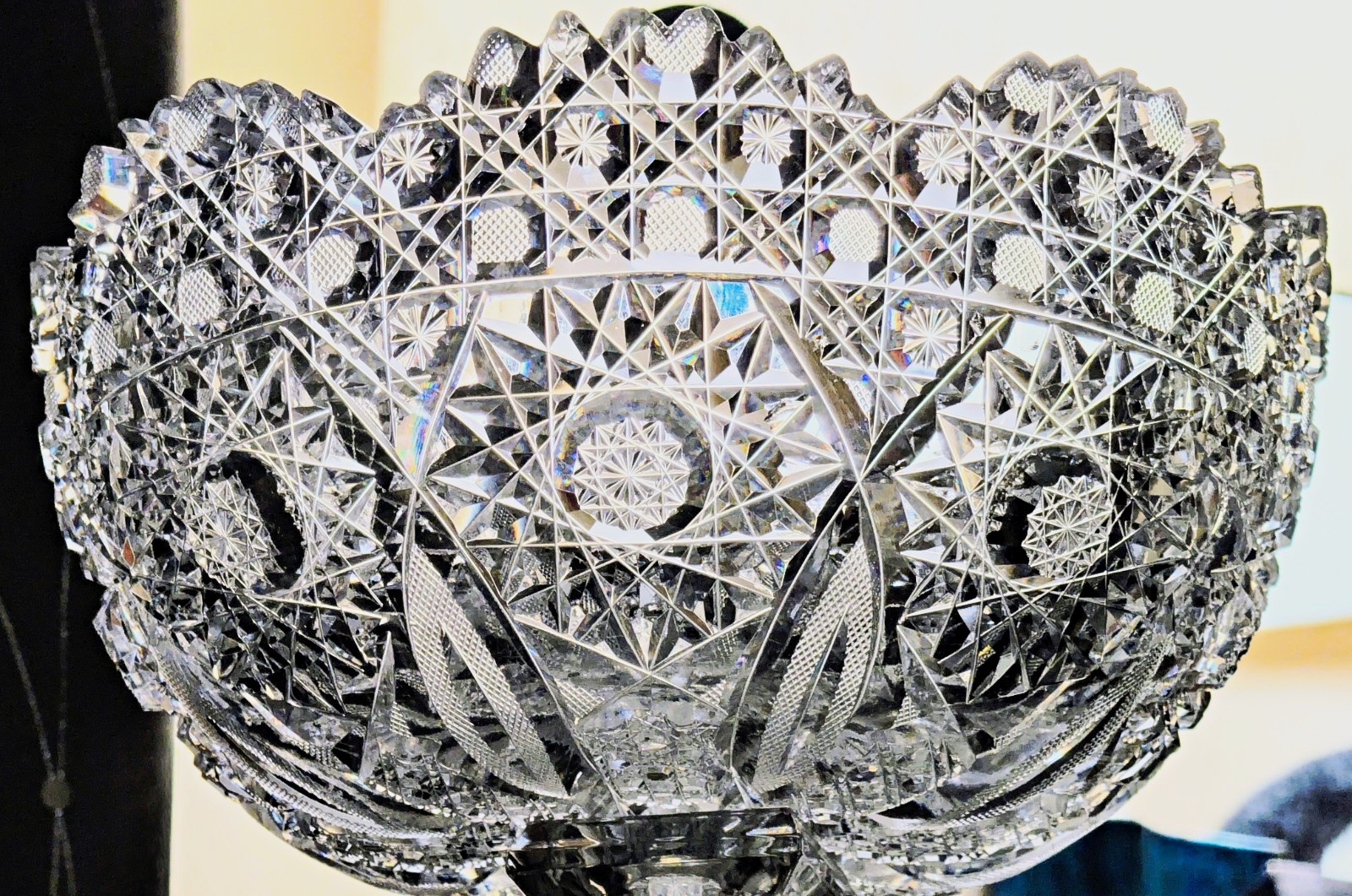 Antique F.X. Parsche & Sons ABP American Brilliant Propeller Cut Glass Bowl