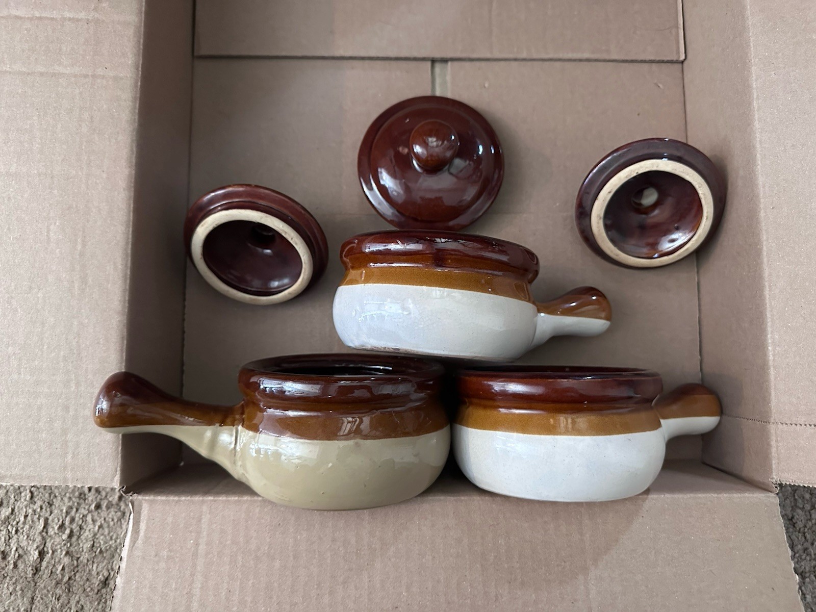 Vintage Set Of 4 Stoneware French Onion Soup/Chili Crocks with Lids Brown Glazed