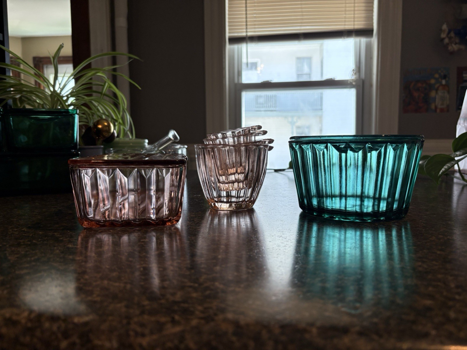 Vintage Jeannette Glass – princess pink and ultra marine with disnctve rib patt