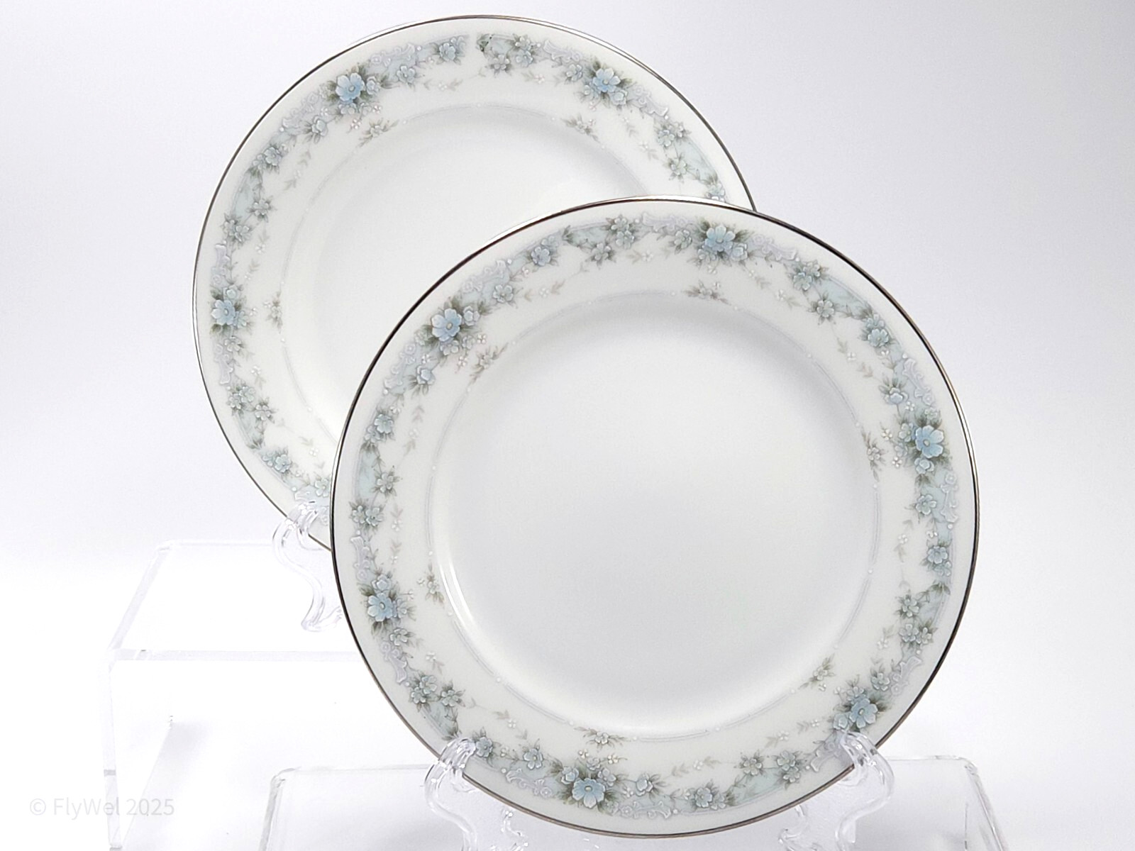 Noritake Brookfield Bread Plates 6.25in Set of 2 White Blue Floral 3193 Cake