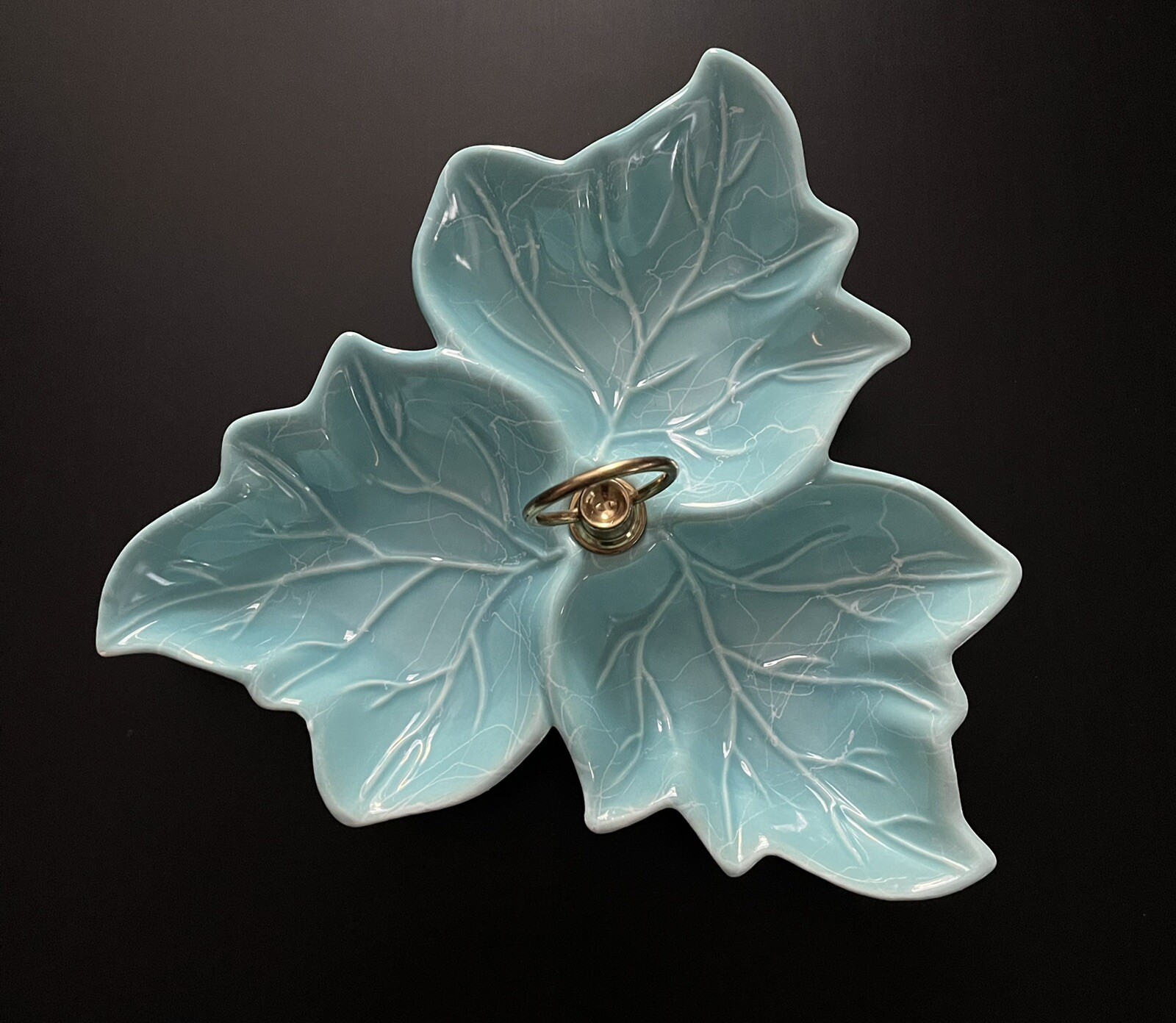 Vintage California USA Pottery 10-1/4” Divided Leaf Nut Dish Turquoise (V8)#10