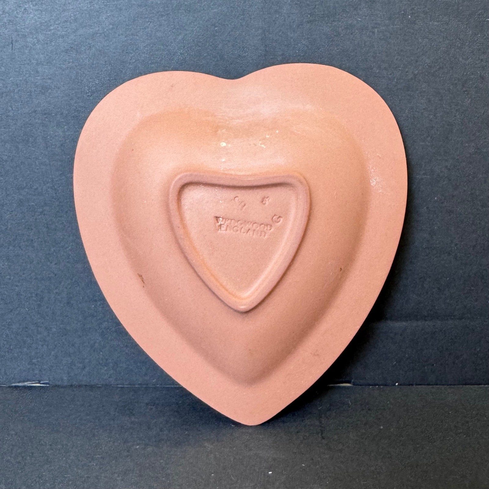 Wedgwood Jasperware Heart Trinket Dish Terracotta Pink Neoclassic Cupid England