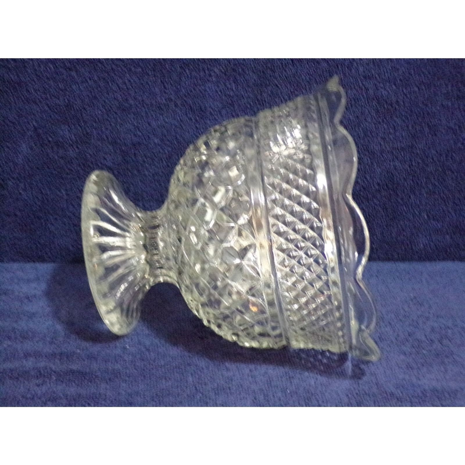 Vintage Anchor Hocking Wexfor Glass Serving Bowl Ruffled Edges Pedestal Diam Cut
